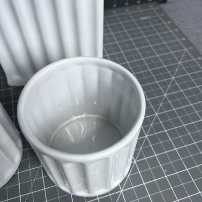 NEW White Ceramic Bathroom Accessories (8) Pieces 