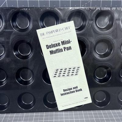 The Pampered Chef Mini Muffin Pan NEW 