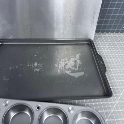Muffin Tins and Baking Sheets 