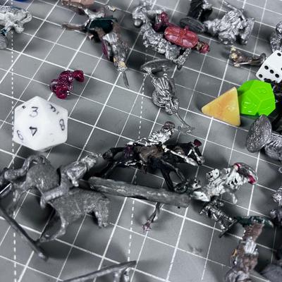 Dungeons & Dragons, Miniatures and RPG Dice 