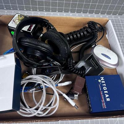 Electrical Items: Internet Switch, Cables ETC. 