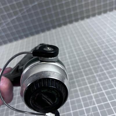 ZEBCO Open Faced Reel 