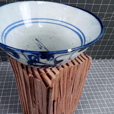Antique Chinese  Bowl  Blue & White 