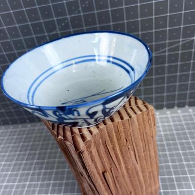 Antique Chinese  Bowl  Blue & White 