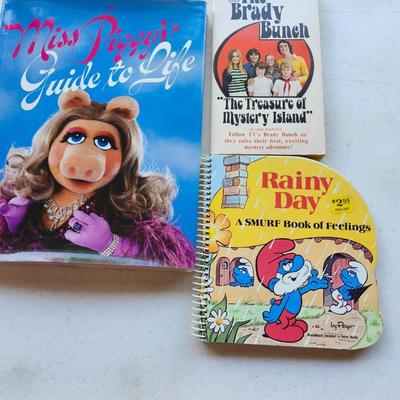 Children's book lot including some vintage