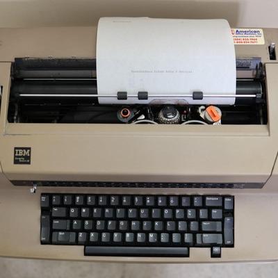 IBM Selectric III Typewriter - Works