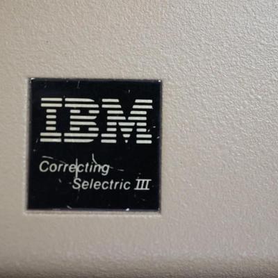 IBM Selectric III Typewriter - Works