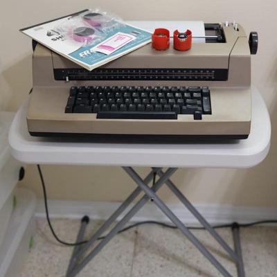 IBM Selectric III Typewriter - Works