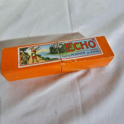 Schmidt Autoharp & Hohner Harmonica (B1-JS)