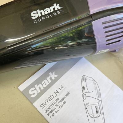 Shark vac