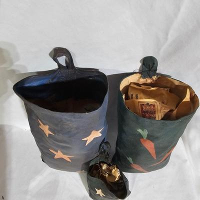 'Sarah's Attic' Americana Style Decor & More (B1-JS)