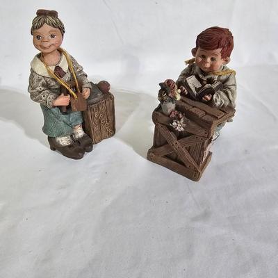 'Sarah's Attic' Americana Style Decor & More (B1-JS)