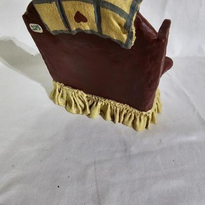 'Sarah's Attic' Americana Style Decor & More (B1-JS)