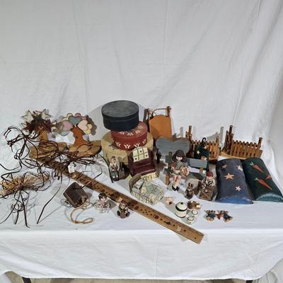 'Sarah's Attic' Americana Style Decor & More (B1-JS)