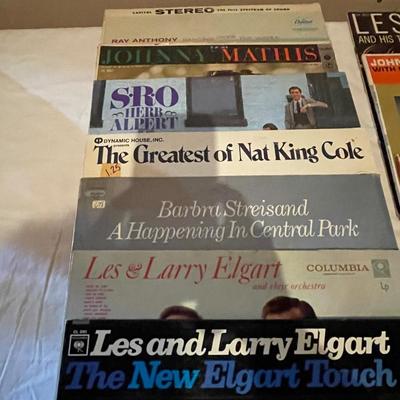 VARIOUS VINTAGE VINYL RECORDS