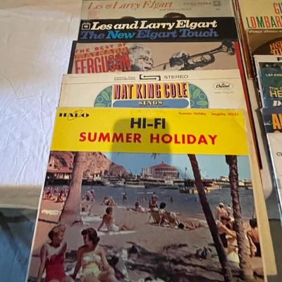 VARIOUS VINTAGE VINYL RECORDS