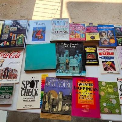 Resource books Coca Cola, Flea Market, Dolls, etc