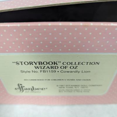 Effanbee Story Book Collection Wizard Of Oz Cowardly Lion