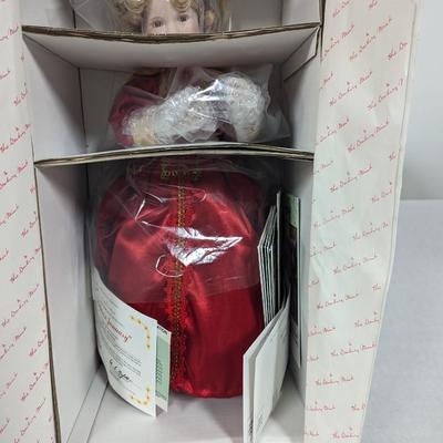 Danbury Mint Shirley Temple Captain January