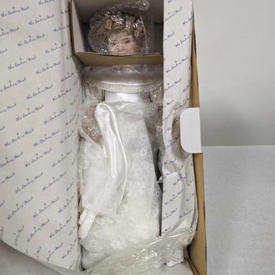 Danbury Mint Shirley Temple Curly Top With COA