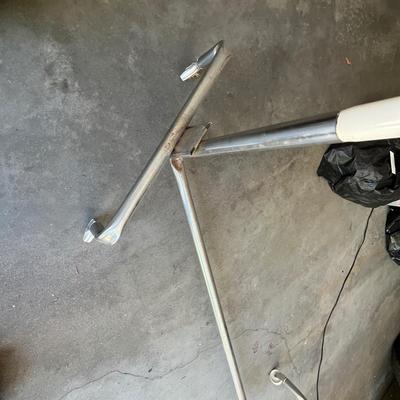Clothes rack