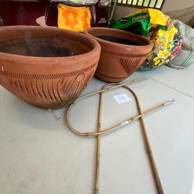 Terra Cotta pots & potting soil