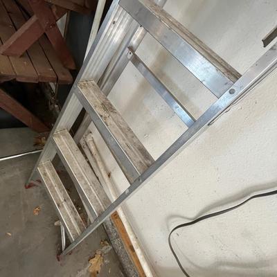 6 foot ladder