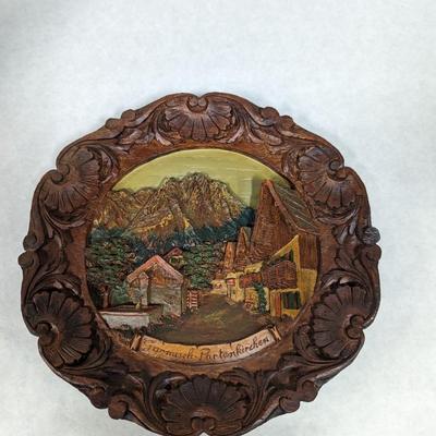 Vtg Garmisch-Partenkirchen Germany 3-D Souvenir Plate Handpainted Pressed Wood