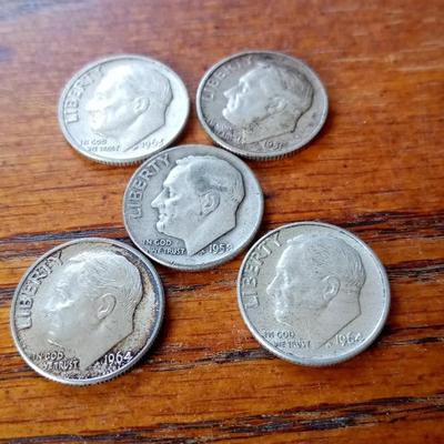 LOT 15 FIVE OLD SILVER DIMES