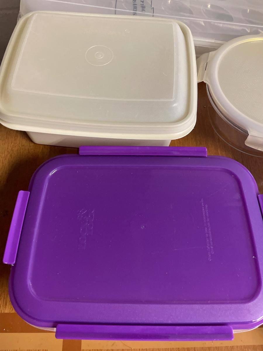 Large lock n locks and Tupperware
