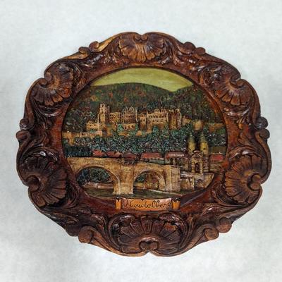 Vtg Heidelberg Germany 3-D Souvenir Plate Handpainted Pressed Wood