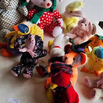 Stuffed animals / plushies lot