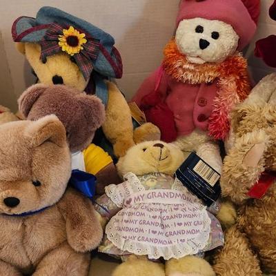 Teddy Bear stuffed animals / plushies lot