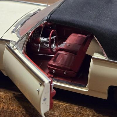 1962 Ford Thunderbird Miniature