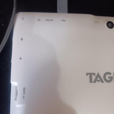 TAGITAL 7" QUAD CORE ANDROID 4.4 TABLET