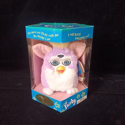 NIB ELECTRONIC FURBY TOY SPECIAL LIMITED EDITION