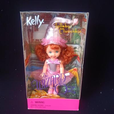 NIB 1999 THE WIZARD OF OZ "KELLY" LULLABY MUNCHKIN