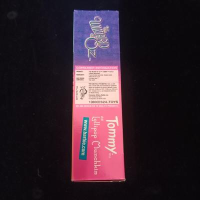 NIB 1999 THE WIZARD OF OZ "TOMMY" LOLLIPOP MUNCHKIN