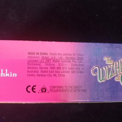 NIB 1999 THE WIZARD OF OZ "TOMMY" MAYOR MUNCHKIN