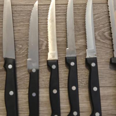 Black Handle Knife Set