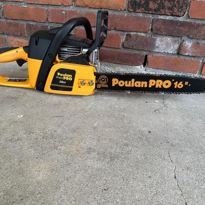 16” Poulan Chainsaw. (See description)