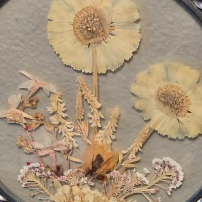 Round Glass with Pressed Flowers Art