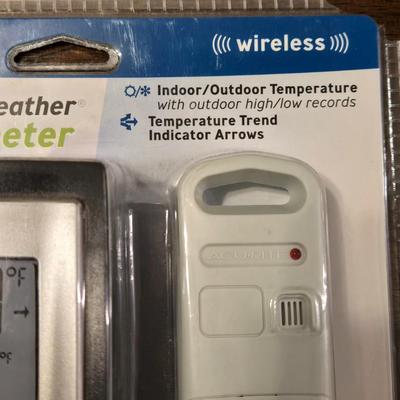 New in the Package Acu Rite Wireless Backyard Weather Thermometer