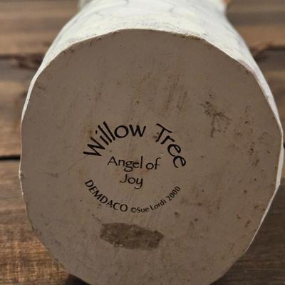 Willow Tree 'Angel of Joy'