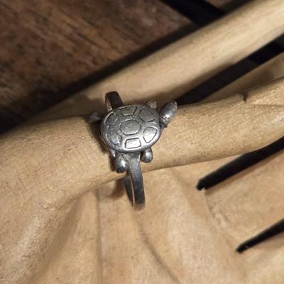 Sterling Silver Wiggly Turtle Ring