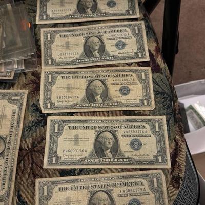 Lot of (5) SILVER CERTIFICATE ONE DOLLAR U S CURRENCY