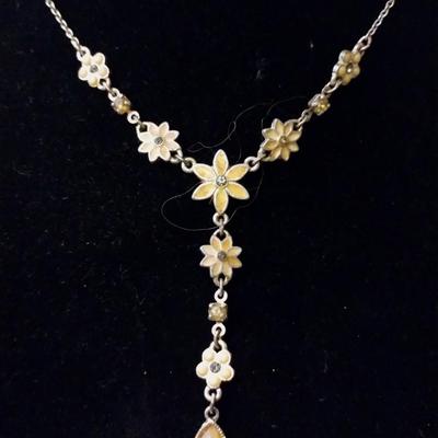 Gold and yellow necklace