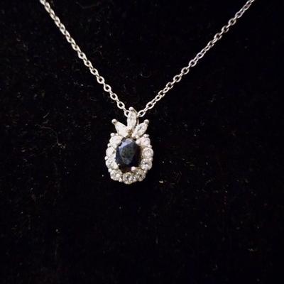 Diamond pendant necklace