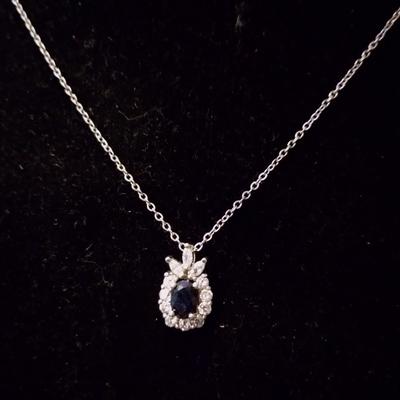 Diamond pendant necklace