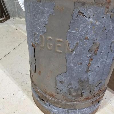 Pair of Seat Top Milk Cans (B1-JS)